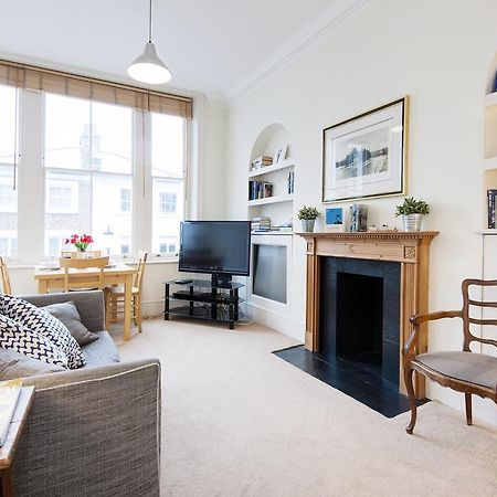 דירות לונדון The Stratford Road Pied-A-Terre מראה חיצוני תמונה