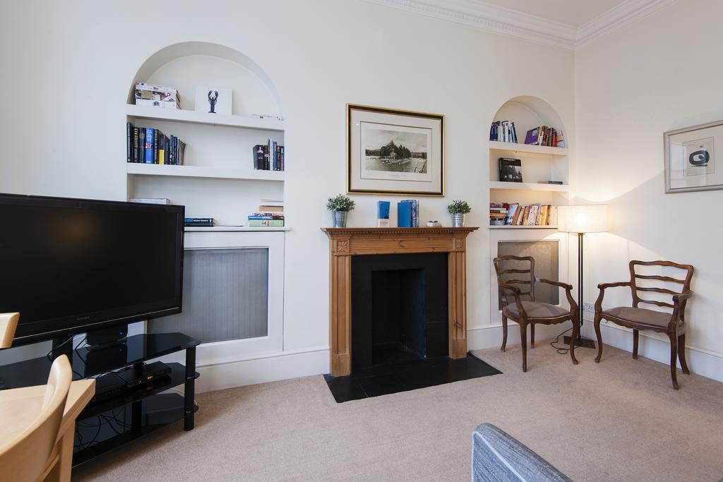 דירות לונדון The Stratford Road Pied-A-Terre מראה חיצוני תמונה
