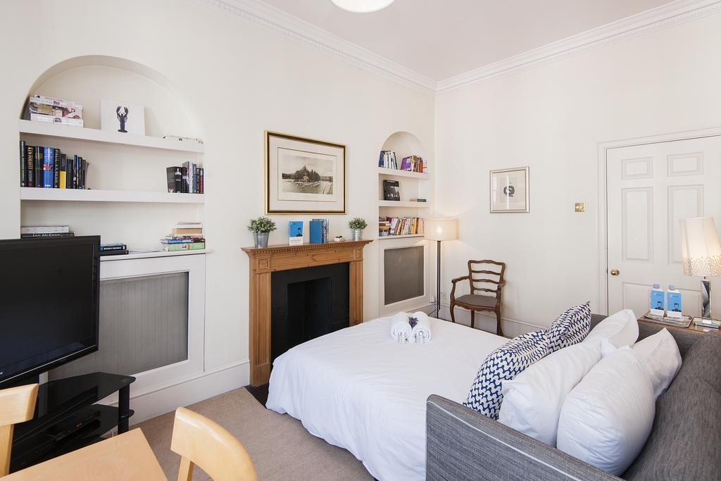 דירות לונדון The Stratford Road Pied-A-Terre מראה חיצוני תמונה